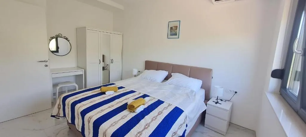 Mariosa 2 Apartment Vrbnik